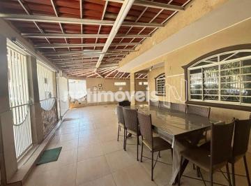 Casa de 3 quartos, Guará · [AM] Casa de Esquina com Suíte Master, Hidromassagem e 4 Vagas: Espaço e Conforto em Cada Detalhe