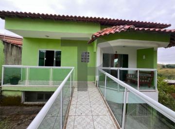 Sacada · Casa na Morada da Colina com 4 quartos, em terreno de 735m²! Quintal enorme.