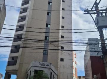 Foto 01 · Apartamento à venda na Barra, Salvador-BA: 2 quartos, 1 suíte, 78m², 2 vagas. Prédio com piscina e s