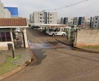 7c53b88438179f5ced6f18c679f90bb9e5ef0740 · Apartamento com 2 dormitórios à venda, 53 m² por R$ 150.000,00 - São Pedro - Londrina/PR