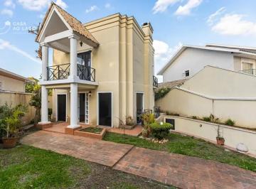 4403991_0.jpg · Casa 356m² com 04 quartos no Jardim Social - Curitiba/PR.