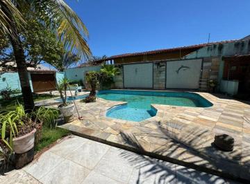 Casa de 4 quartos, Peruíbe · Casa com 4 quartos e piscina em Peruíbe - R$ 1.000.000,00.