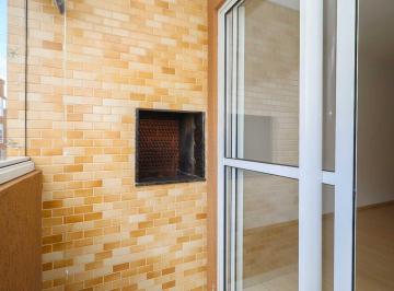 Apartamento de 3 quartos, Curitiba · Apartamento Com Varanda E Churrasqueira