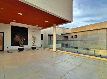 Casa · 669m² · 5 Quartos · 5 Vagas · Sobrado 5 Suítes, 669 m² c/ Lazer à Venda na 204 Sul