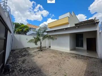 Casa · 135m² · 3 Quartos · 3 Vagas · Casa 3 Quartos para Venda na 507 Sul - Palmas