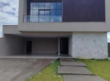 Casa · 297m² · 4 Quartos · 4 Vagas · Casa à venda no bairro Jardins Porto em Senador Canedo/GO