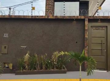 Casa · 280m² · 4 Quartos · 4 Vagas · Casa à venda no bairro Setor Faiçalville - Goiânia/GO