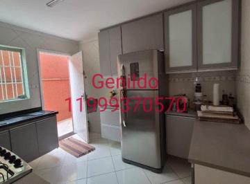 Casa de 3 quartos, São Paulo · Casa com 3 quartos sendo 1 suite, 2 vagas , sala ,cozinha, quintal , edicula , aceita pet FL55