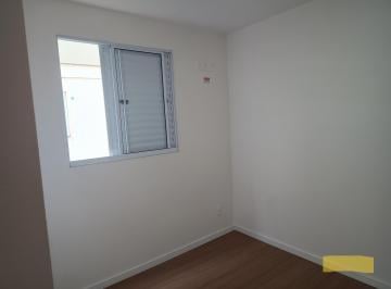 Quarto · Apartamento térreo com 39m2, 2 dormitórios próximo ao Parque do Varvito em Itu