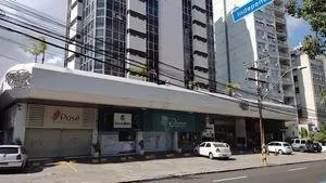 Comercial · 45m² · 1 Quarto · 1 Vaga · LOJA TÉRREA NA GALERIA QUINTA AVENIDA CENTER, Bairro Moinhos ,45,38 m2 com mezanino com vaga de gara