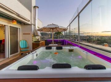 Apartamento · 138m² · 1 Quarto · 2 Vagas · Cobertura de 01 dormitório com 02 vagas de garagens escrituradas