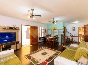 Casa · 180m² · 3 Quartos · 3 Vagas · Linda Casa de 180m² com 3 Quartos - Jardim Independência, SP