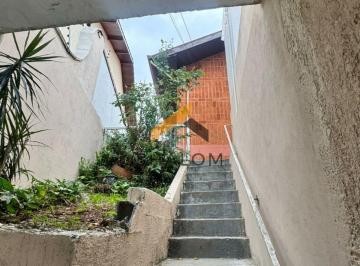 Casa · 246m² · 4 Quartos · 2 Vagas · Casa Térrea para Locação no Jardim Peri Peri
