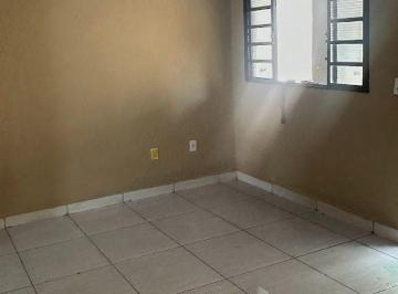img0 · Casa com 2 Quarto(s) e 1 banheiro(s) para Alugar, 72.00 m² por R$ 977 / Mês