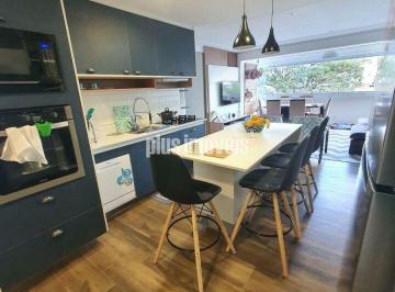 Apartamento · 90m² · 3 Quartos · 2 Vagas · Apartamento reformado à venda