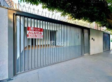 18e0021a83cec0796dd3a6b53091917563024182 · Casa com 03 quartos e 150m² de área útil para locação no bairro Cidade Nova em São José do Rio Preto