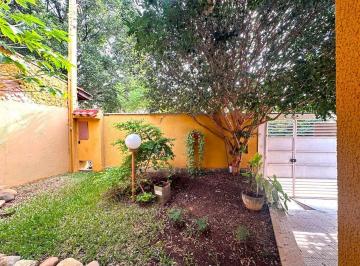 30b2c71ef16a6e33d92ec9fcffbbdd2a70c4eb6c · CA0744 - CASA AMPLA COM EDICULA EM BAIRRO TRANQUILO A VENDA - AT. 258m² - AC. 200m² - JD. MOACYR ARR