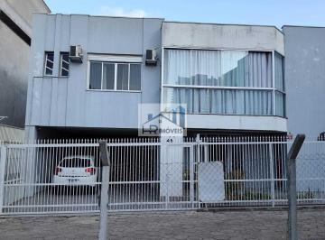 Casa · 223m² · 4 Quartos · 3 Vagas · Sobrado à venda no bairro Centro - Balneário Piçarras/SC