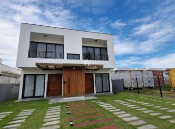 Apartamento · 80m² · 3 Quartos · 2 Vagas · Apartamento com 3 Quartos e Suíte no Ambrósio em Garopaba