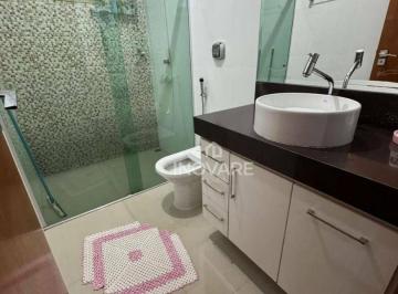 9ec04d6543043e0cd8a1f27ab4e46b7b44bf9141 · Casa com 3 dormitórios à venda por R$ 480.000,00 - Setor Luz - Itumbiara/GO