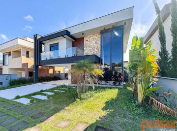 Casa · 272m² · 3 Quartos · 2 Vagas · Casa em Condomínio Fechado no Red Park