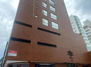 Apartamento de 3 quartos, Balneário Camboriú · Apartamento à venda - no Centro