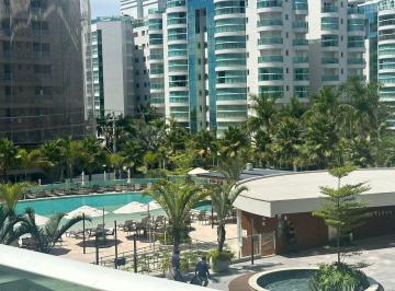 Apartamento · 242m² · 3 Quartos · 3 Vagas · Apartamento à venda - na Praia Brava