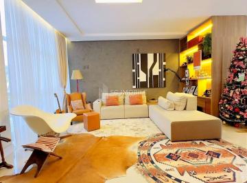 Casa · 250m² · 3 Quartos · 2 Vagas · Casa à venda - em Santa Regina