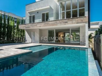 Casa · 440m² · 4 Quartos · 4 Vagas · Casa à venda - na Praia Brava