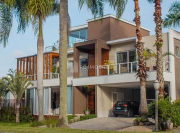 Casa · 550m² · 4 Quartos · 4 Vagas · Casa à venda - na Praia Brava