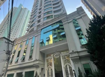 Apartamento · 138m² · 3 Quartos · 2 Vagas · Apartamento à venda - no Centro