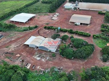 Infraestrutura completa de armazenamento com silo, secador, balança e escritório administrativo. · Fazenda em Água Boa MT | 9.132 ha | 5.750 ha em Soja