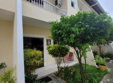 Casa · 92m² · 2 Quartos · 2 Vagas · Casa Padrão em Lauro de Freitas