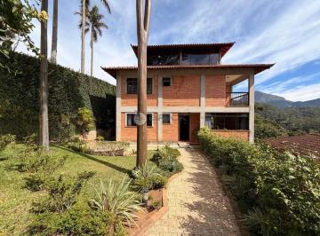 260341.jpg · Casa à venda com 5 quartos sendo 2 suítes, 264.39 m² no Panorama Teresópolis/RJ.