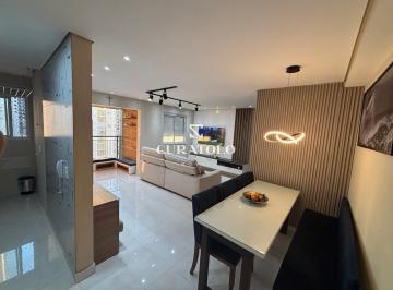 Apartamento · 69m² · 2 Quartos · 1 Vaga · Praça Mooca - Apartamento à venda com 69 m², 2 quartos, 1 vaga e varanda, no Brás, São Paulo.