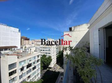 Apartamento · 210m² · 3 Quartos · 1 Vaga · Cobertura : Linear / Residencial / Copacabana