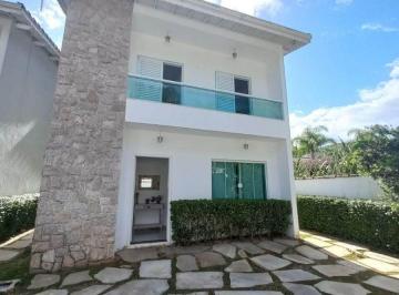 Casa de 5 quartos, São Sebastião · Excelente casa a venda no bairro de Juquehy, localizado na região central e próximo a Praia!
