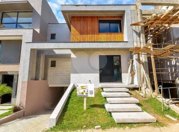 Casa de 3 quartos, Curitiba · Sobrado com 185 m² e 3 quartos à venda em Pilarzinho, Curitiba