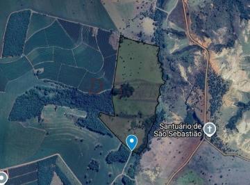 Rural · 330500m² · 3 Quartos · 5 Vagas · Fazenda com 33,05 hectares à venda na região das Araras em Bambuí/MG
