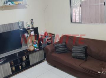 4e7b8f394c848bcb9cee90eb2e3b5522.jpg · Terreno de 130m² com 4 quartos