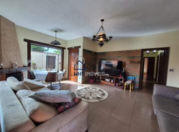 Casa · 140m² · 3 Quartos · 3 Vagas · Linda Casa para Venda no Jardim Canadá