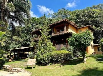 Casa · 300m² · 4 Quartos · 3 Vagas · Casa no Condomínio Pasárgada, com 300 metros de área construída em terreno de 4.300 metros, quase to