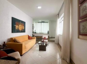 Casa · 440m² · 7 Quartos · 3 Vagas · Casa, 7 quartos, 1 suite, 3 vagas