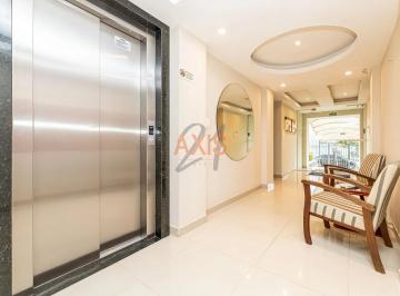 Apartamento · 82m² · 3 Quartos · 2 Vagas · Apartamento de 3 Quartos à Venda no Edifício Columbus | Ahú Curitiba