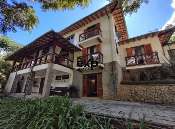 Casa · 450m² · 4 Quartos · 5 Vagas · Mansão Exclusiva no Condomínio Chácaras da Lagoa - Secretário, RJ