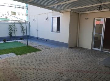Apartamento de 3 quartos, São José dos Campos · Apto. Térreo com amplo quintal