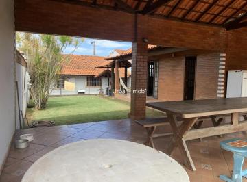 Casa · 120m² · 3 Quartos · 2 Vagas · Casa Linear Completa com Piscina, Área Gourmet e Vista Panorâmica da Cidade