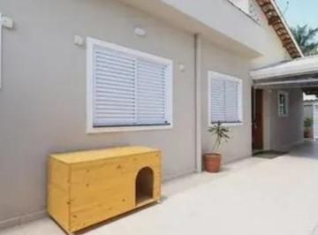 Casa de 2 quartos, Caraguatatuba · Casa com 2 quartos e 120 m² à venda em Caraguatatuba - SP
