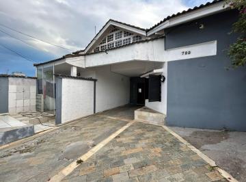 Casa de 4 quartos, Peruíbe · Casa com 4 quartos e área gourmet em Peruíbe.
