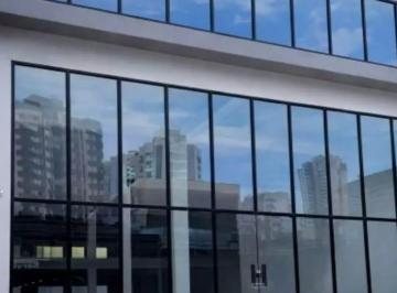 Comercial , São Paulo · Prédio comercial na Avenida Regente Feijó, N. 830 - Inteiro • 1287 m²
